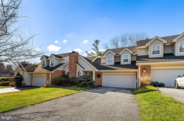 $739,900 | 4 Nearfield Road, Lutherville-Timonium, MD 21093
