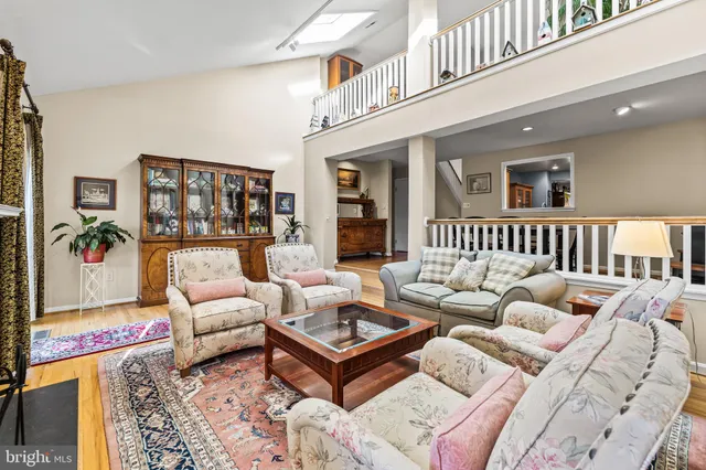 $739,900 | 4 Nearfield Road, Lutherville-Timonium, MD 21093