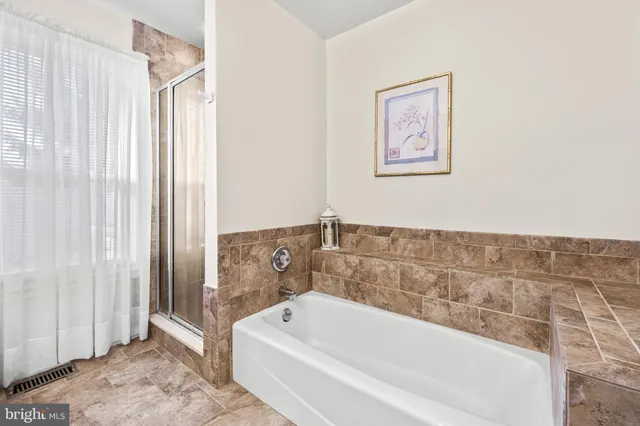 $739,900 | 4 Nearfield Road, Lutherville-Timonium, MD 21093