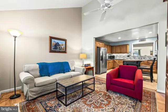 $739,900 | 4 Nearfield Road, Lutherville-Timonium, MD 21093