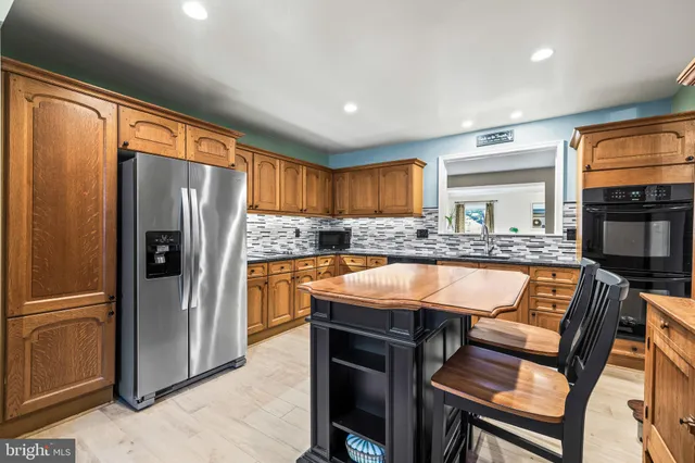 $739,900 | 4 Nearfield Road, Lutherville-Timonium, MD 21093