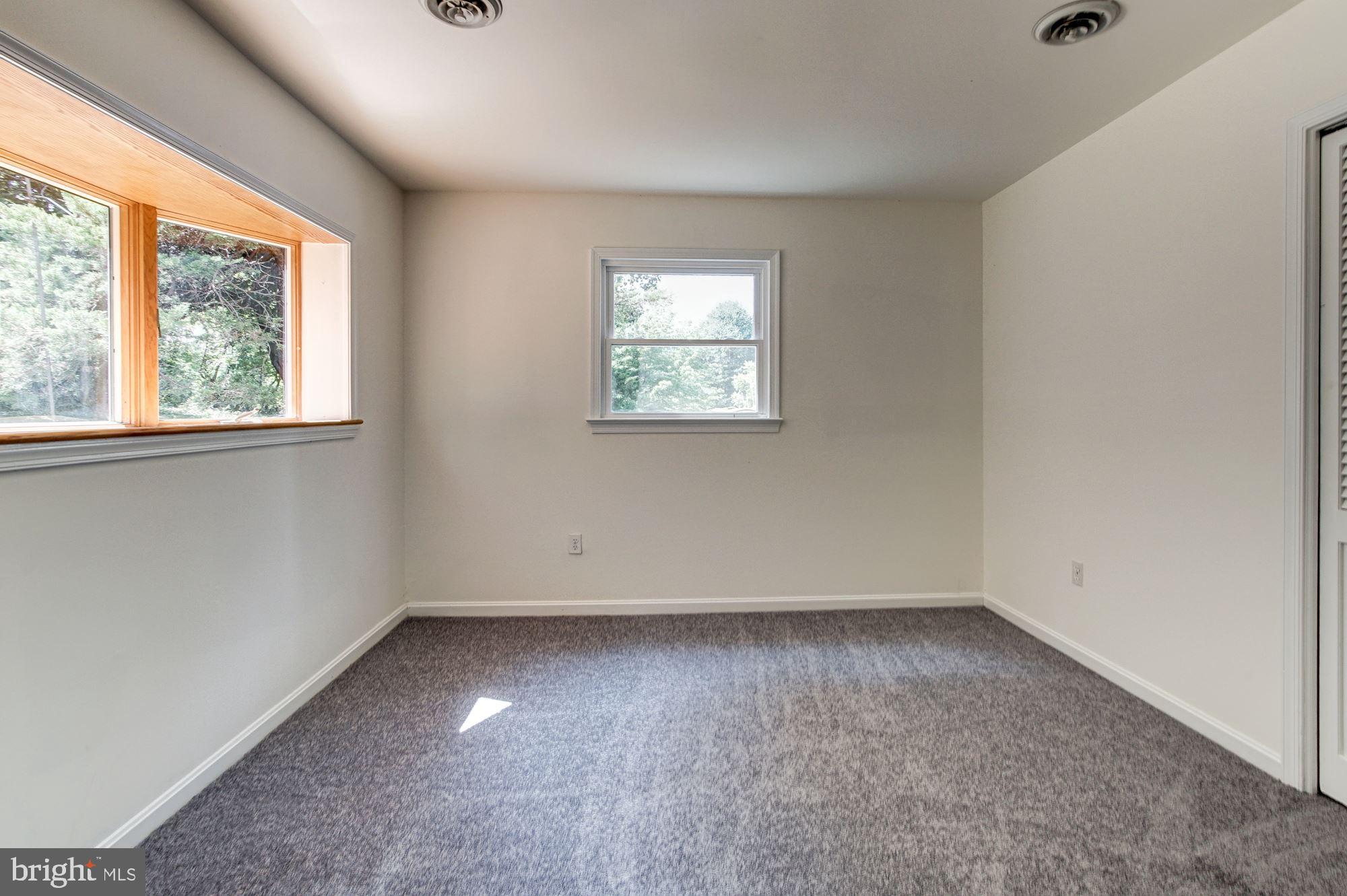 471 Fairhaven Road Tracys Landing, MD 20779 - Photo 22 of 40 an empty room with a window