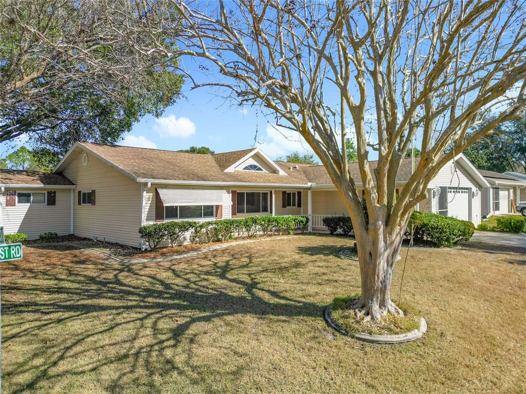 8695 Southwest 116th Street Road Ocala, FL 34481 - Photo 2 of 41