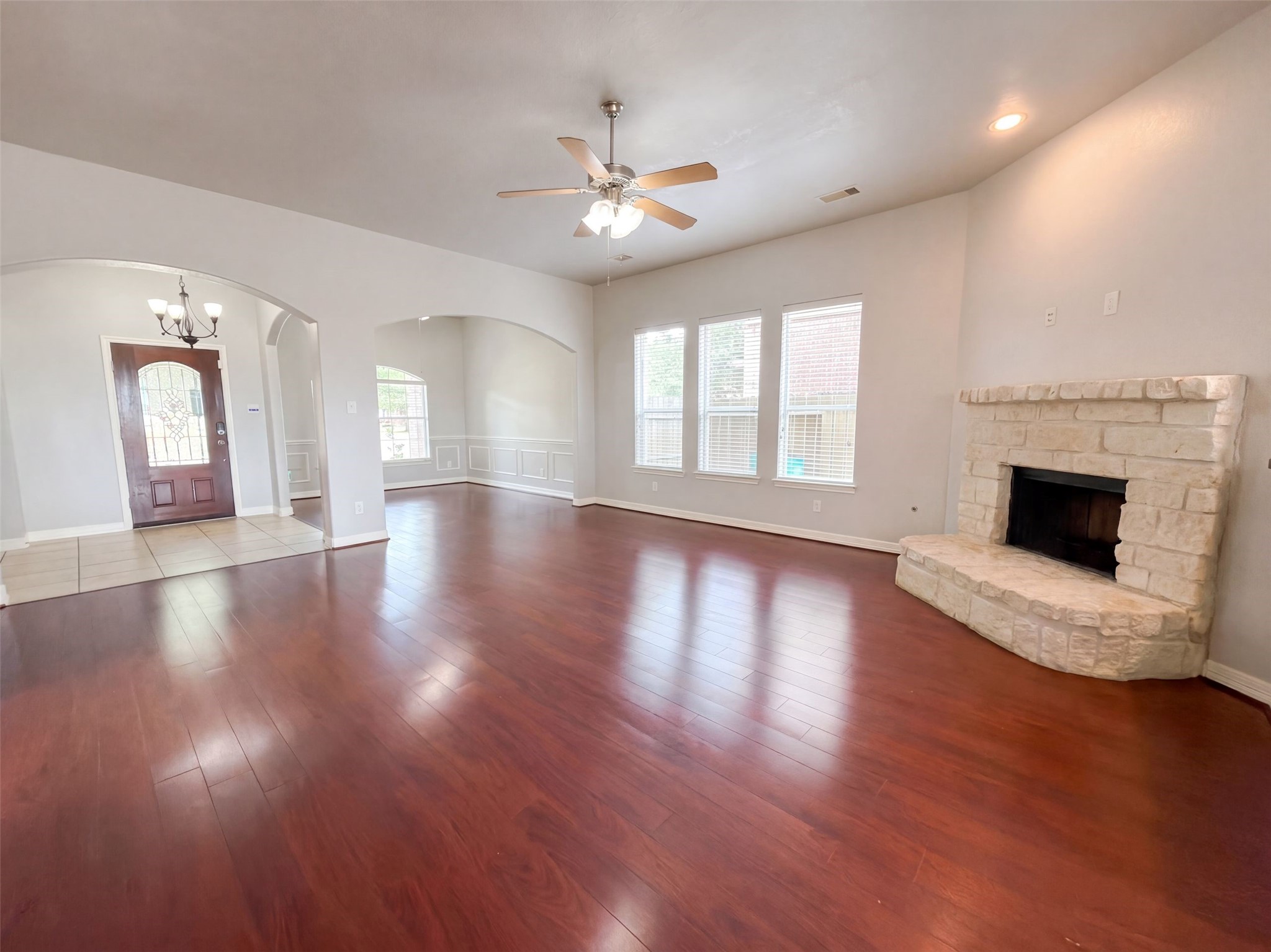 9411 Silver Ridge Drive Rosharon, TX 77583 - Photo 8 of 27 Gallery Image 8