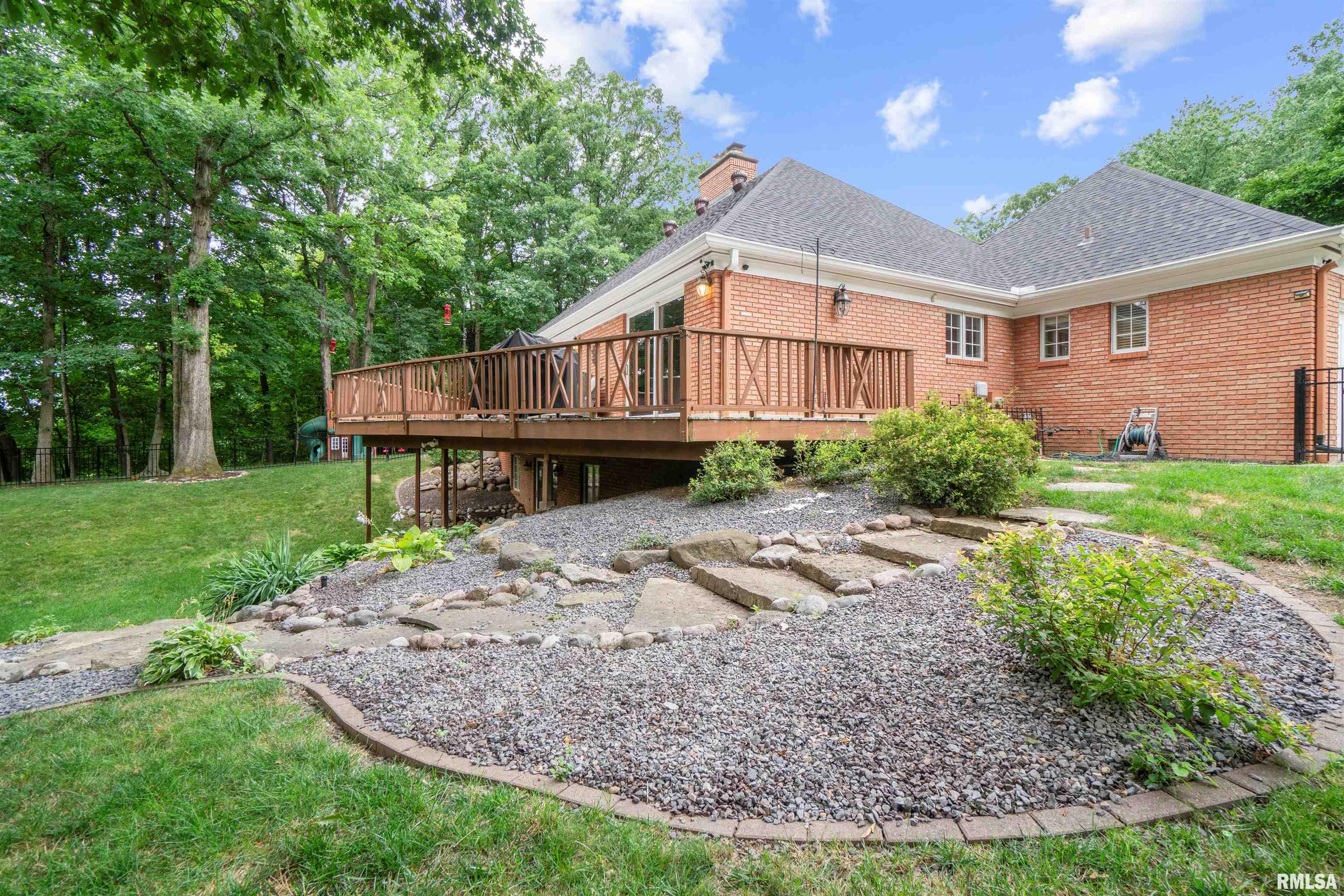 416 West Ravinwoods Road Peoria, IL 61615 - Photo 48 of 52 Gallery Image 48