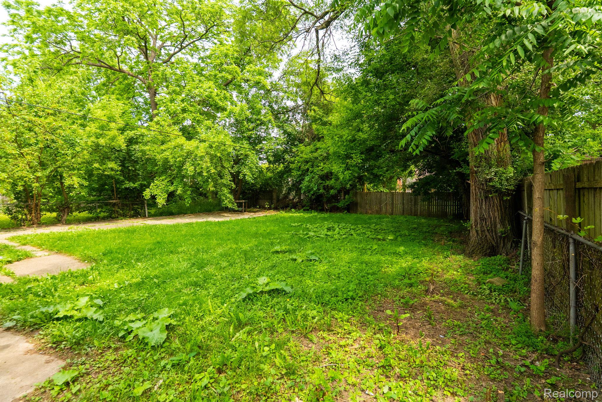 12702-12710 Kelly Road Detroit, MI 48224 - Photo 7 of 32 32 Kelly Rd.jpg