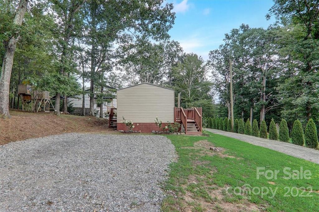 15 Pine Ridge Road Asheville, NC 28805 - Photo 3 of 31 Gallery Image 3