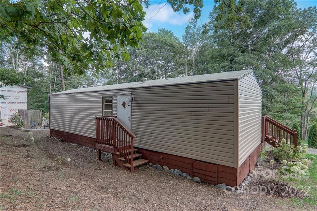 15 Pine Ridge Road Asheville, NC 28805 - Photo 31 of 31 Gallery Image 31