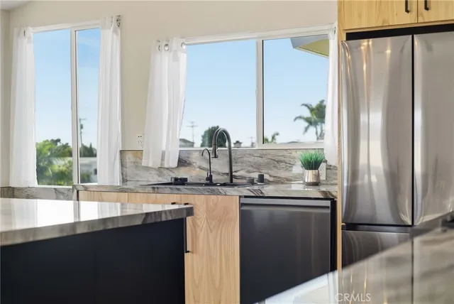 $5,595 | 34402 Via San Juan, Unit B, Dana Point, CA 92624