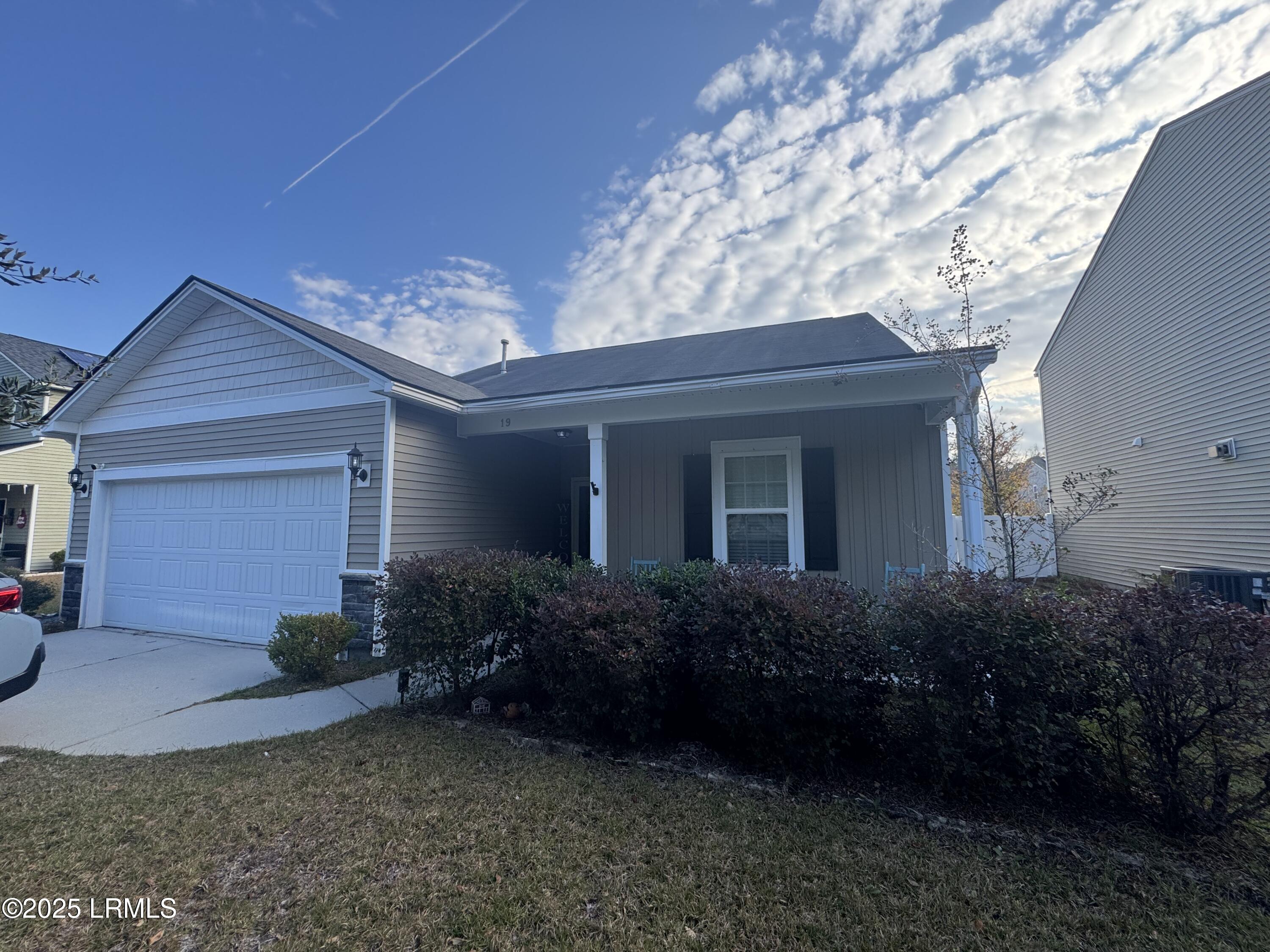 19 brasstown, front of home