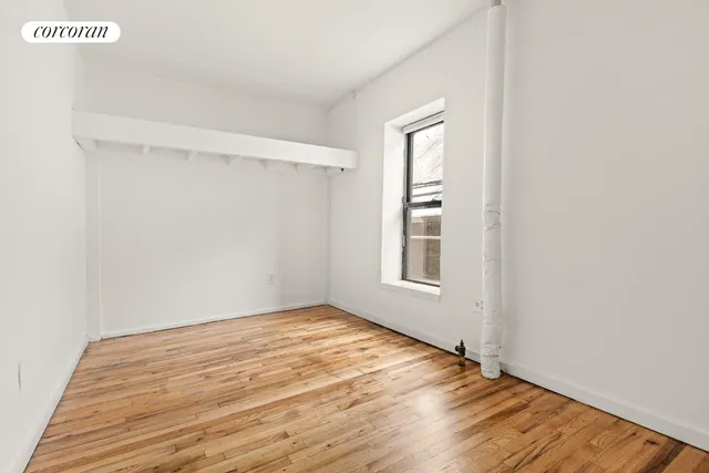 a view of a workspace with furniture