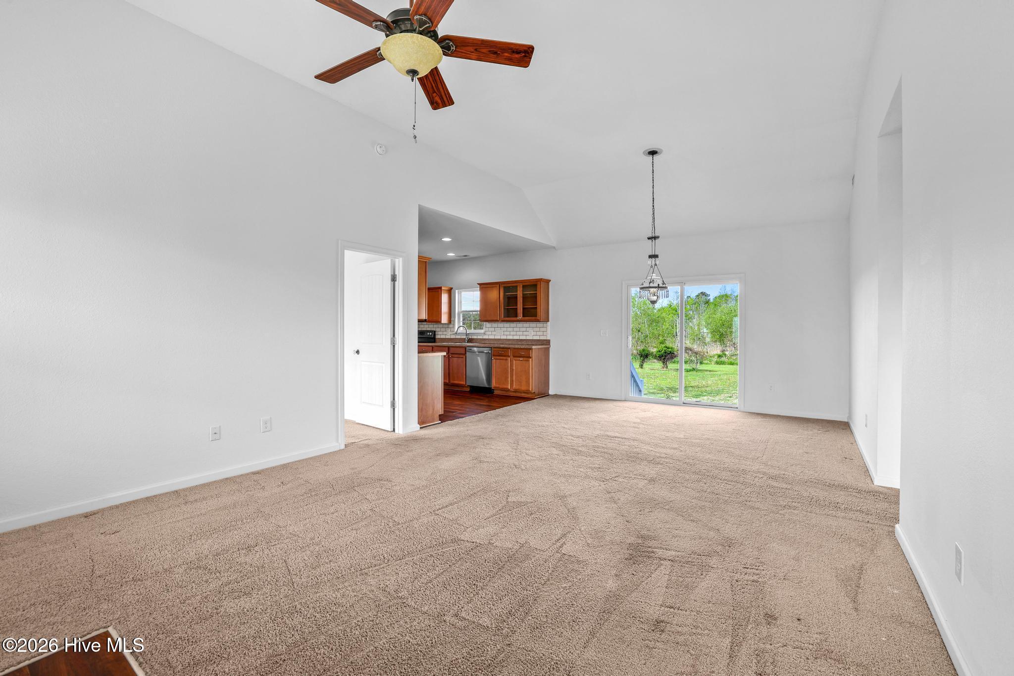 973 Waterlily Road Coinjock, NC 27923 - Photo 8 of 36 973 Waterlily Rd-8