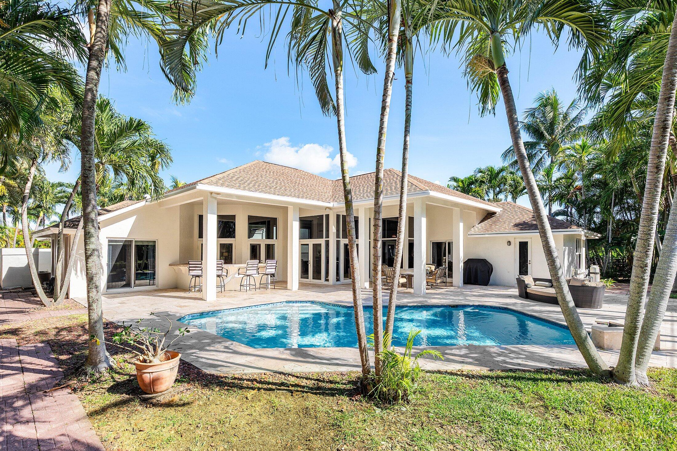 7700 Fairway Trail Boca Raton, FL 33487 - Photo 3 of 47 7700 Fairway Trail