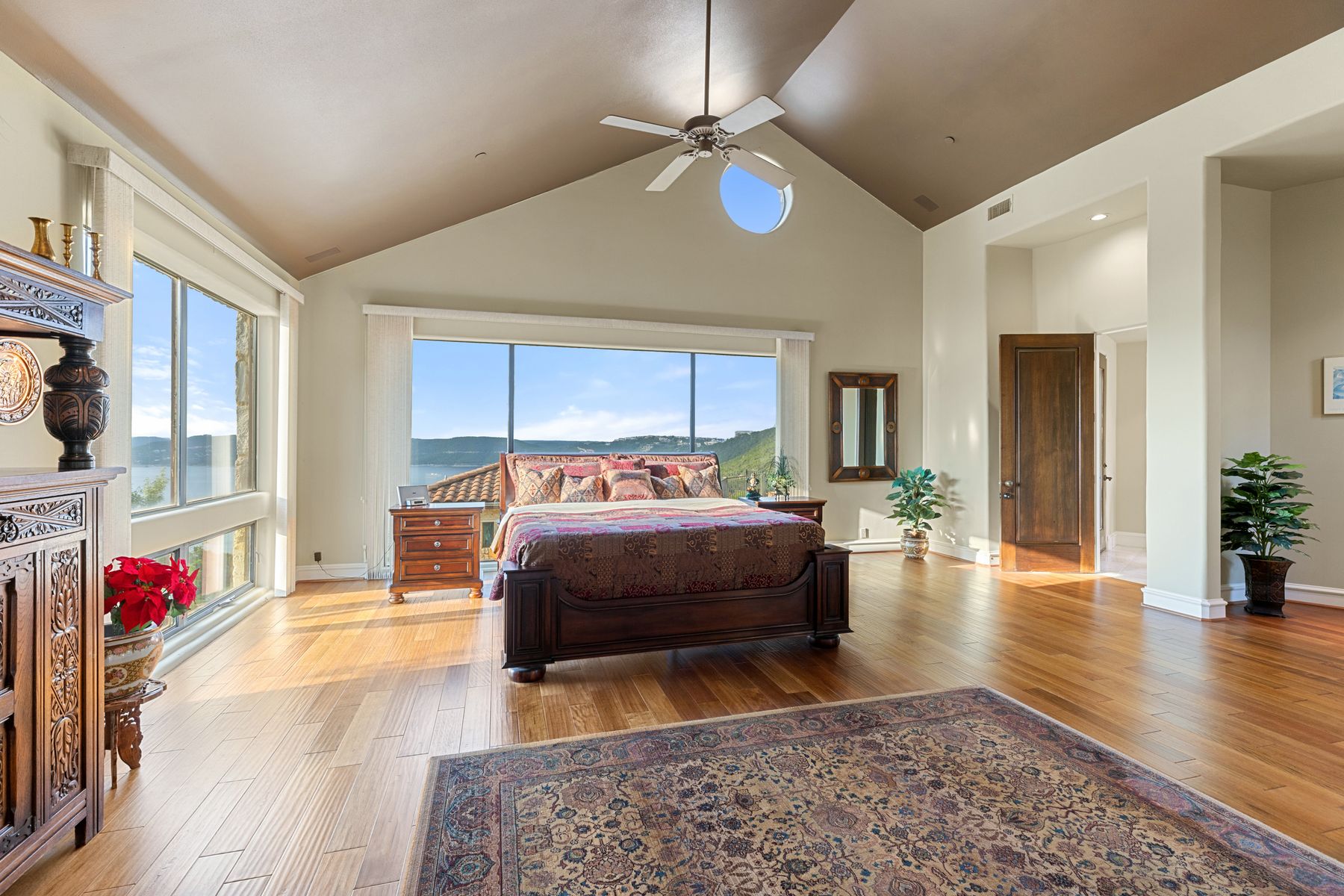 12600 Lyndon Drive Austin, TX 78732 - Photo 12 of 37 a living room with furniture and a flat screen tv