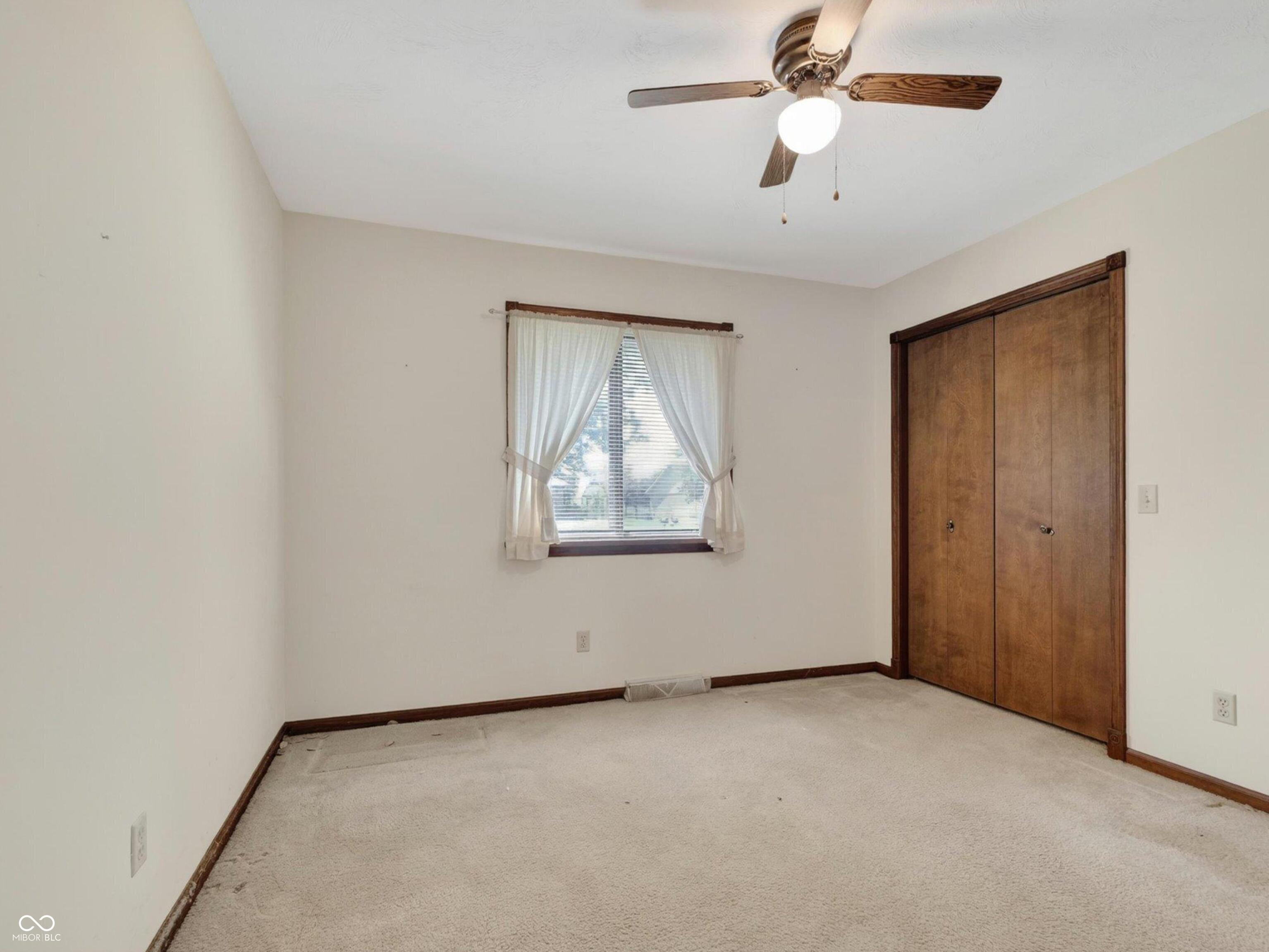 8782 Surrey Drive Pendleton, IN 46064 - Photo 24 of 34