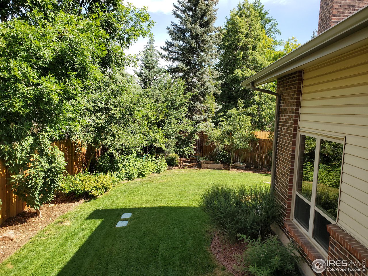 645 Cree Circle Boulder, CO 80303 - Photo 34 of 40 a view of backyard with green space