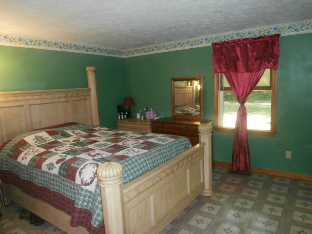 133 Lords Road North Waterboro, ME 04061 - Photo 9 of 11 2011-12-31 23.00.00-39