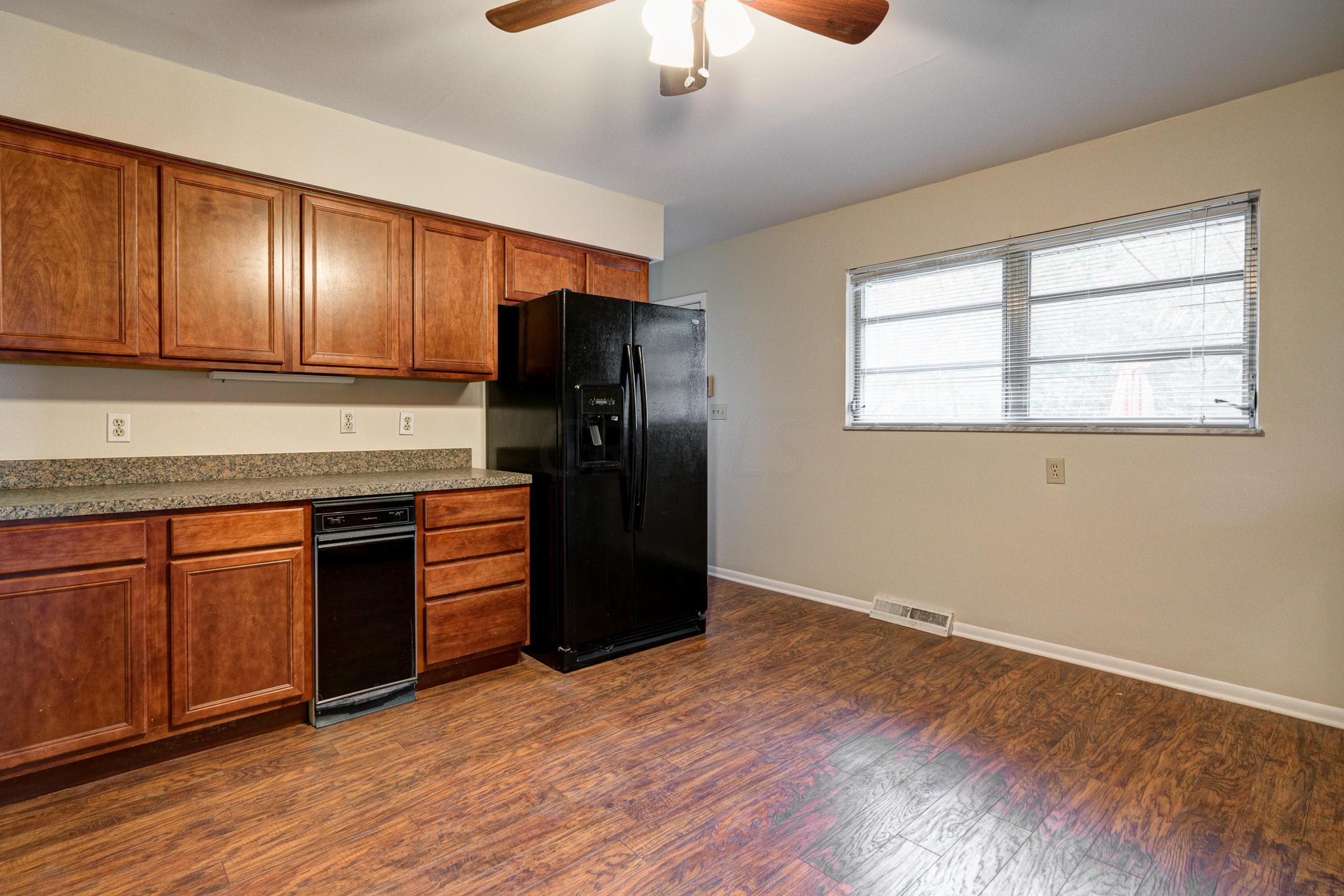 2625 Mt Holyoke Road Columbus, OH 43221 - Photo 10 of 27