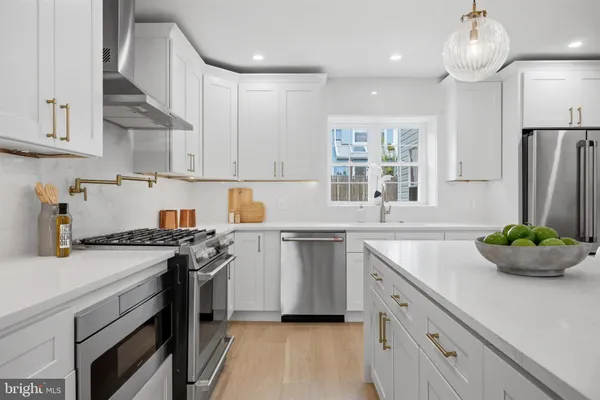 $1,455,000 | 30 Buck Lane, Haverford, PA 19041