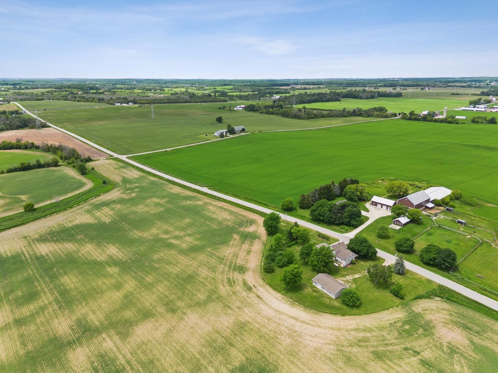 W3387 County Line Road Cleveland, WI 53015 - Photo 34 of 36