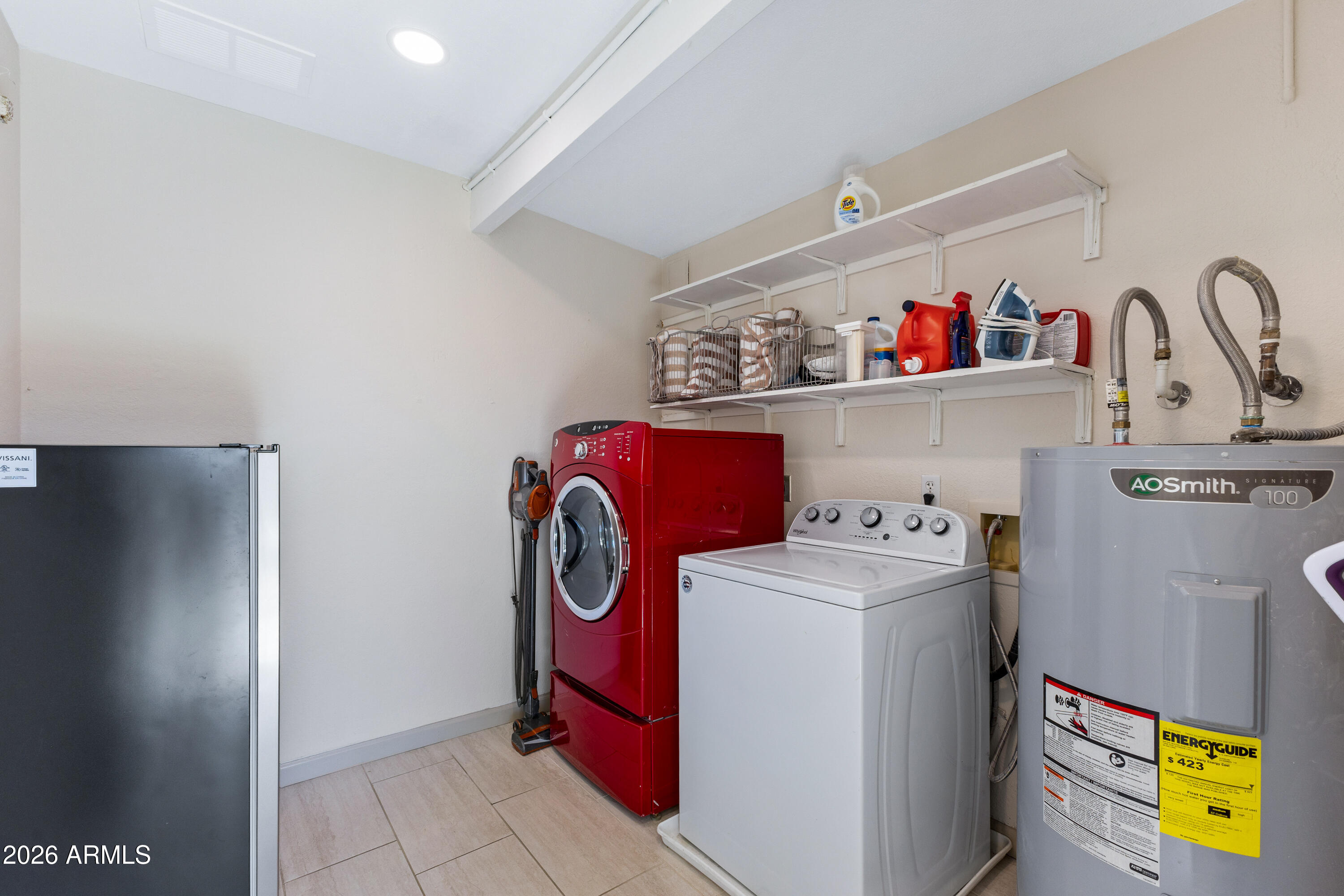 111 South Cholla Street Gilbert, AZ 85233 - Photo 28 of 34 111 S Cholla St------28