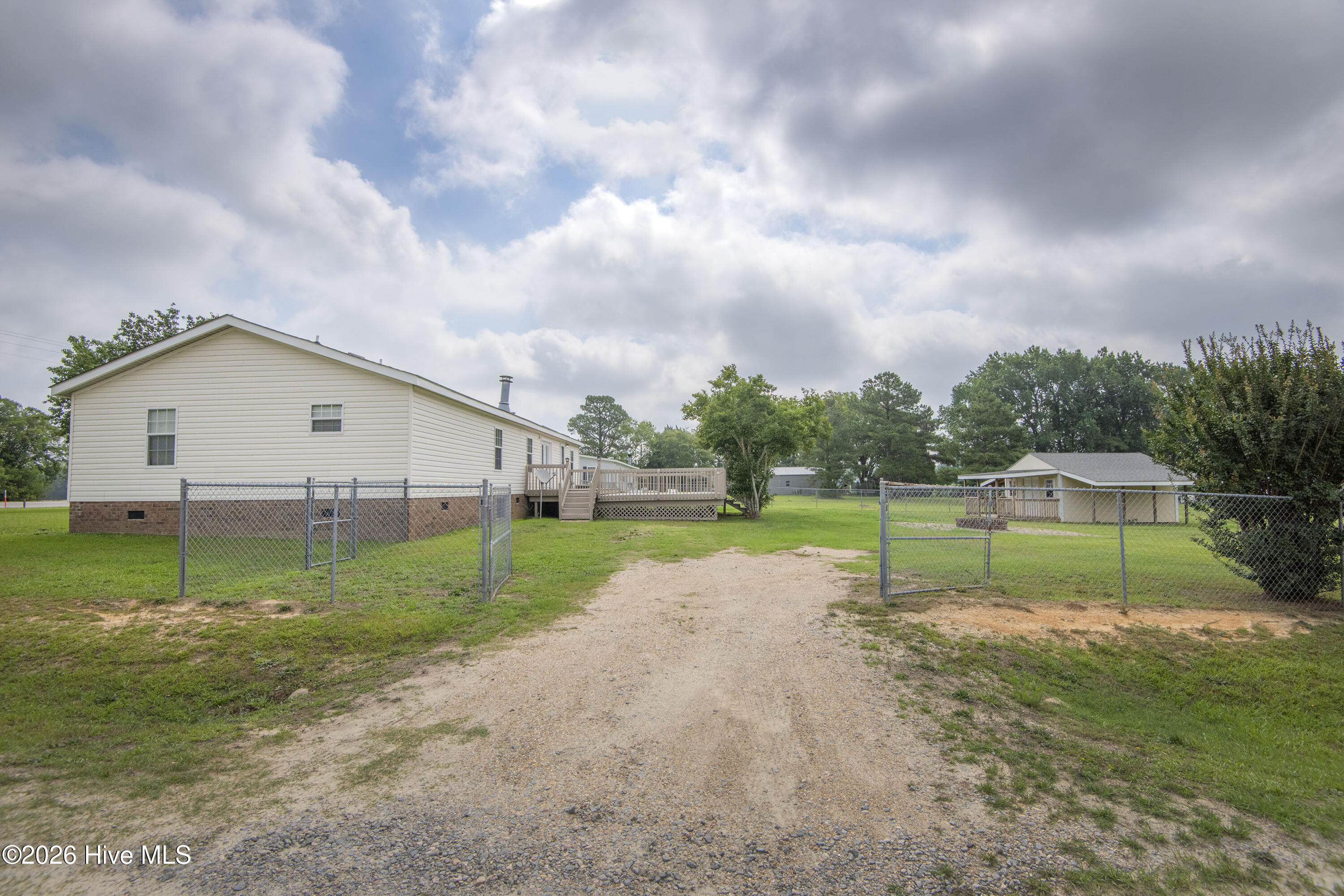 41 Stable Road Tarboro, NC 27886 - Photo 8 of 36