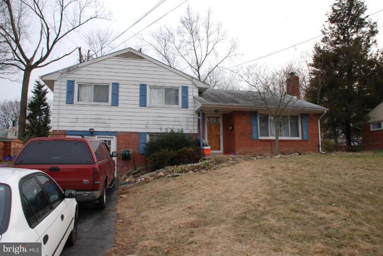 7407 Jervis Street Springfield, VA 22151 - Photo 1 of 5 Exterior (Main)