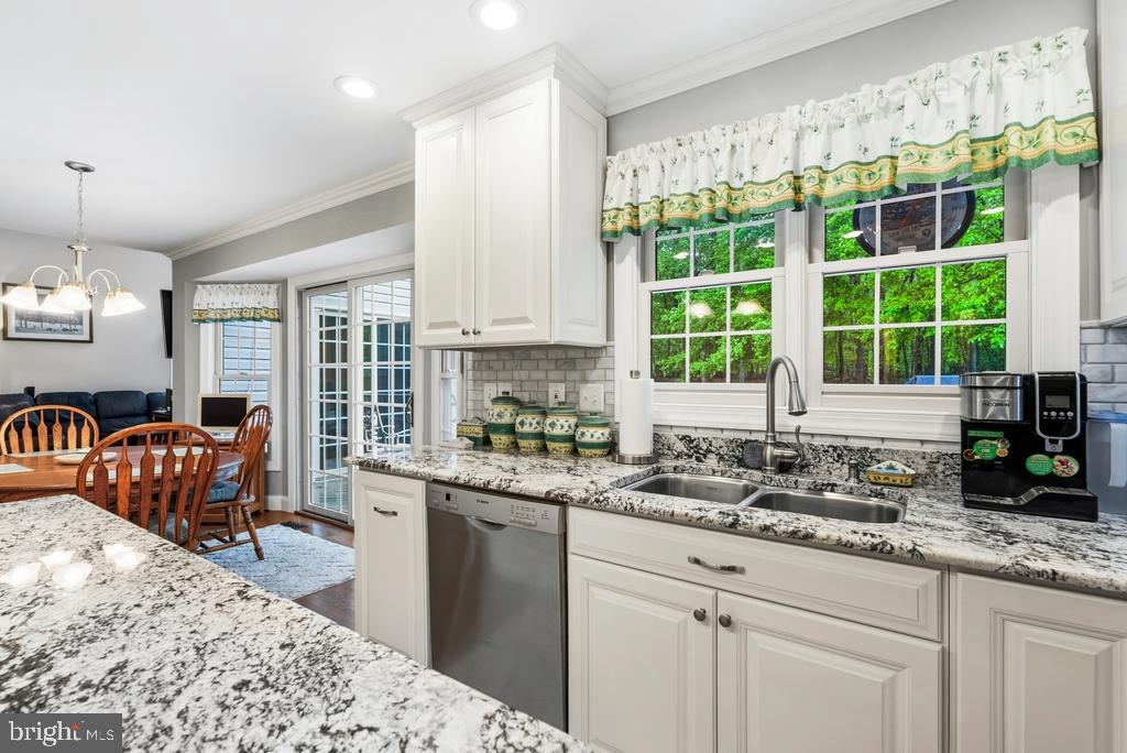 7604 Boxberry Terrace Gaithersburg, MD 20879 - Photo 12 of 45