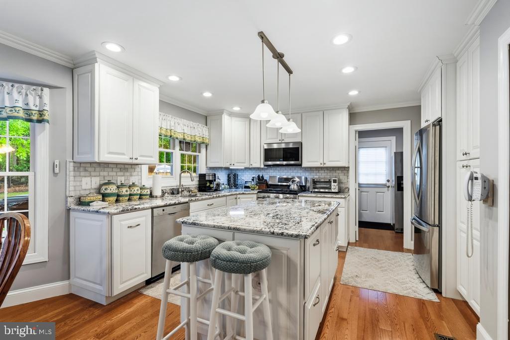 7604 Boxberry Terrace Gaithersburg, MD 20879 - Photo 10 of 45