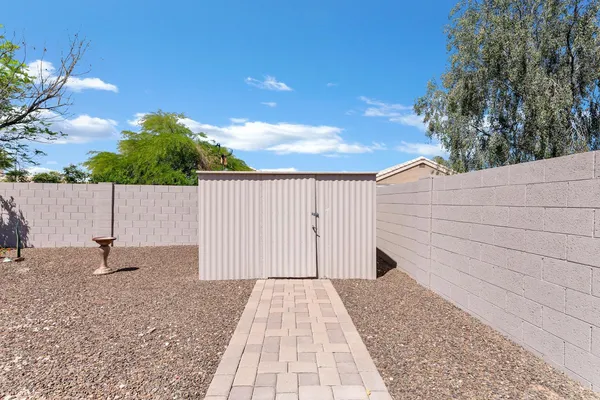$3,300 | 144 South Kingston Street, Chandler, AZ 85225