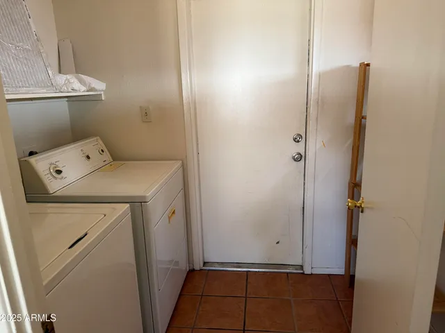 $1,950 | 2105 East Colgate Drive, Tempe, AZ 85283