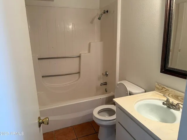 $1,950 | 2105 East Colgate Drive, Tempe, AZ 85283