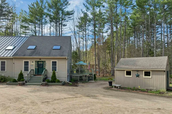 $369,000 | 200 Webster Road, Unit 17B, Conway, NH 03813