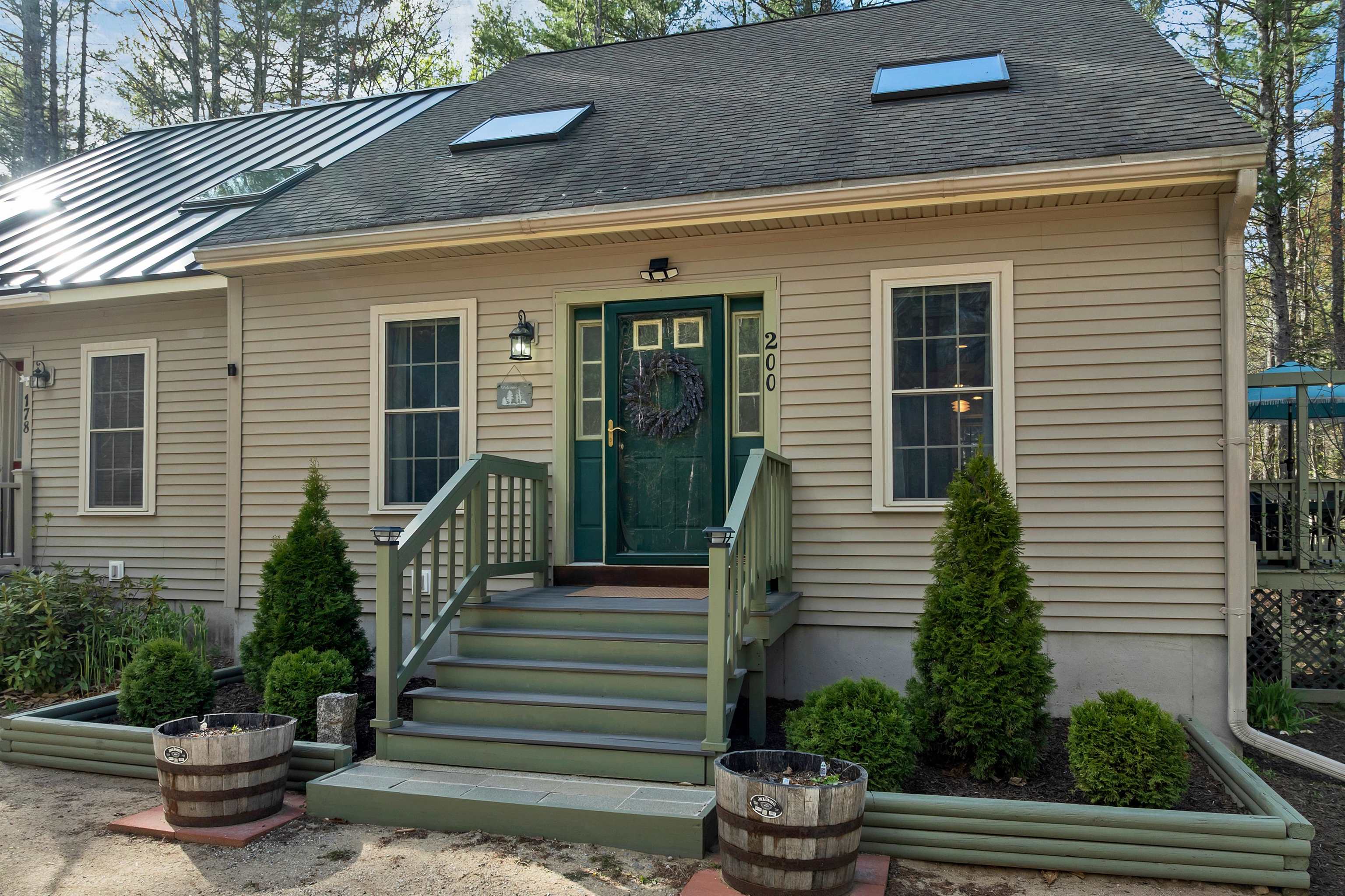 200 Webster Road, Unit 17B Conway, NH 03813 - Photo 2 of 47