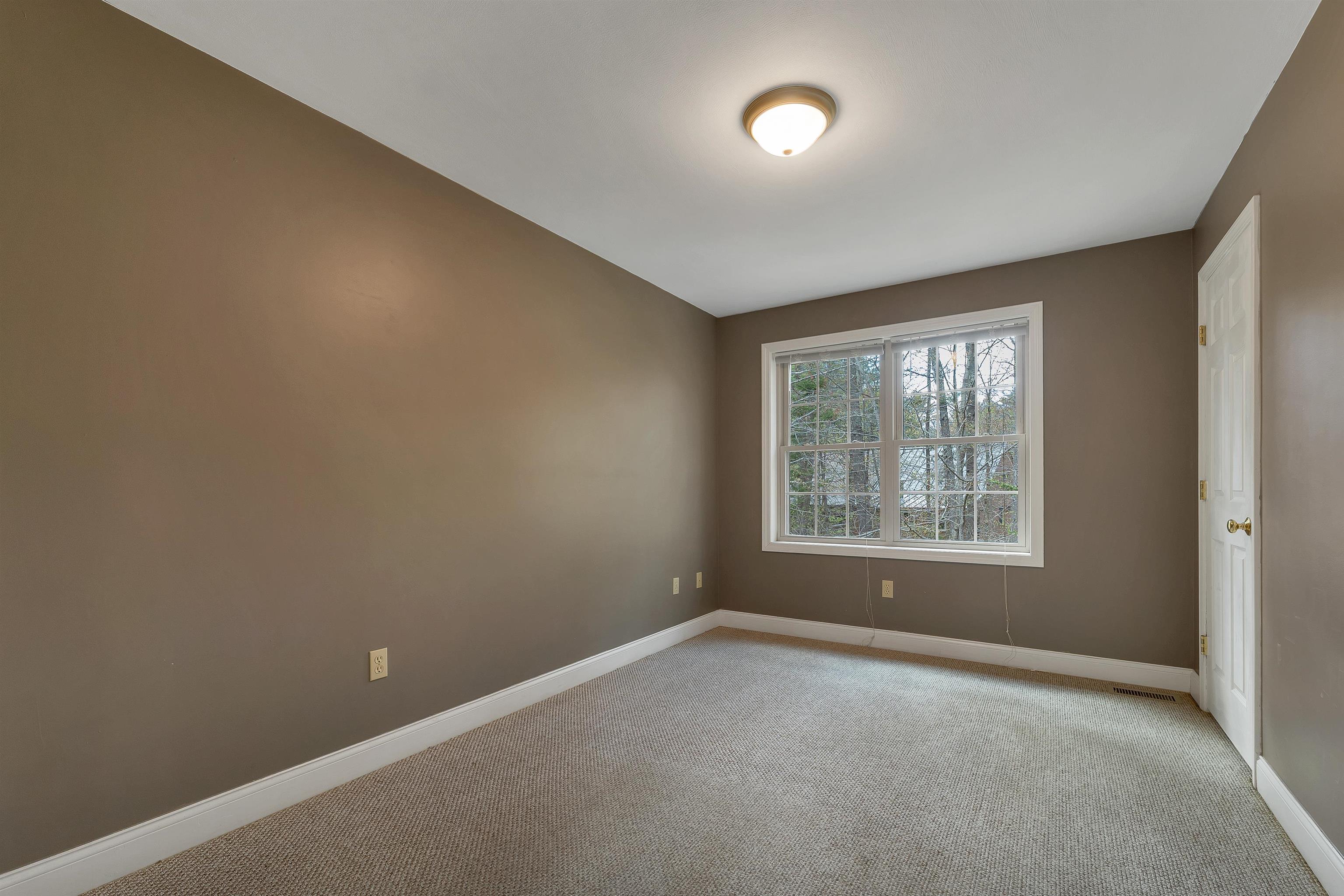 200 Webster Road, Unit 17B Conway, NH 03813 - Photo 21 of 47