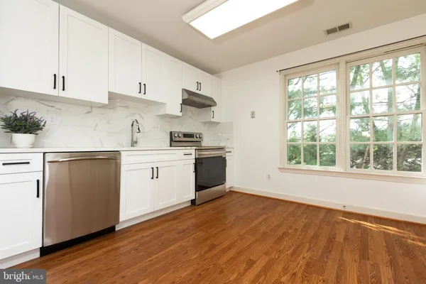 $2,500 | 13039 Glen Mill Road, Unit A, Rockville, MD 20850