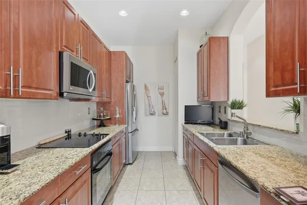 $529,999 | 6982 Julia Gardens Drive, Coconut Creek, FL 33073