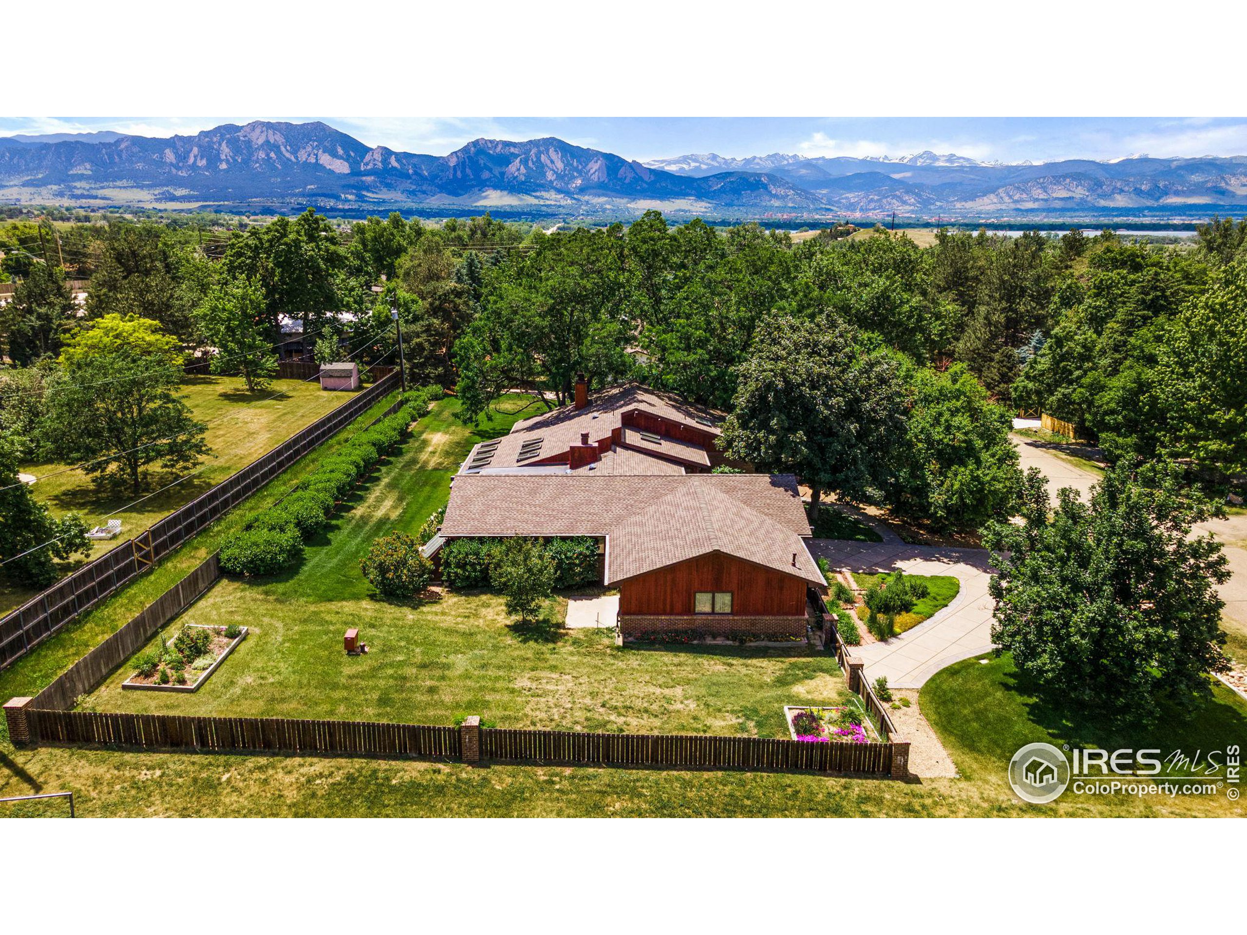 7700 O Connor Road Boulder, CO 80303 - Photo 3 of 40 a view of an outdoor space yard