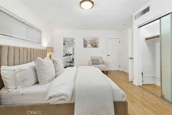 $1,088,000 | 1235 South Orange Grove Boulevard, Unit 1, Pasadena, CA 91105