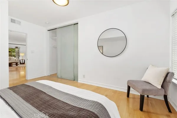 $1,088,000 | 1235 South Orange Grove Boulevard, Unit 1, Pasadena, CA 91105