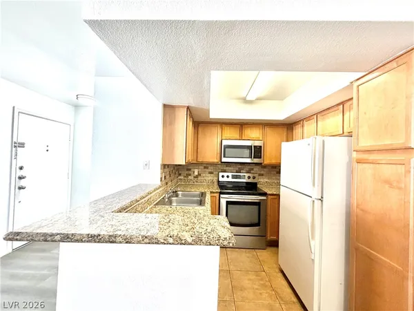 $1,550 | 1455 East Katie Avenue, Unit D23, Las Vegas, NV 89119