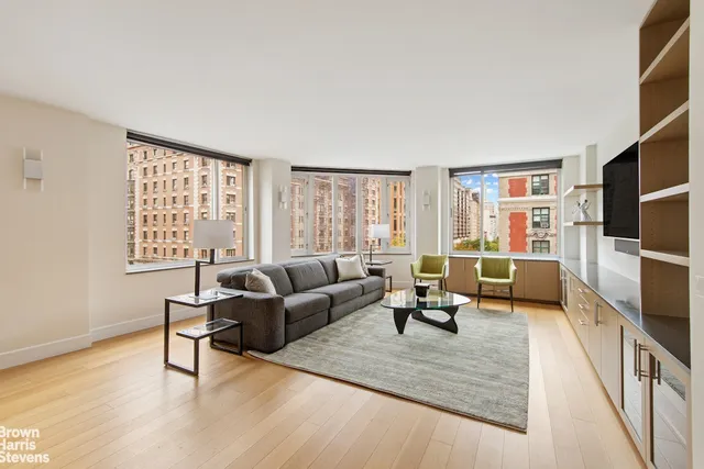 $2,100,000 | 2373 Broadway, Unit 606 | Upper West Side