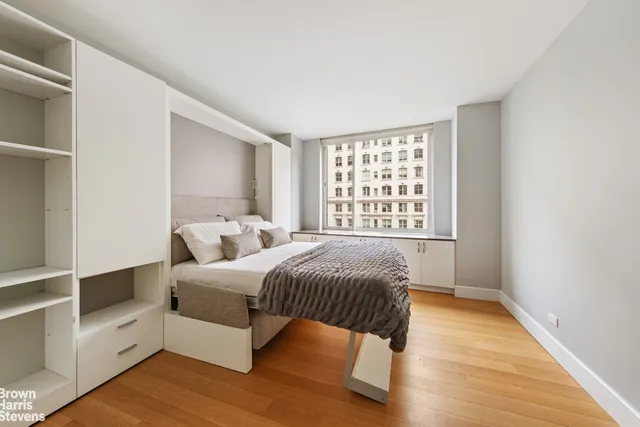 $2,100,000 | 2373 Broadway, Unit 606 | Upper West Side