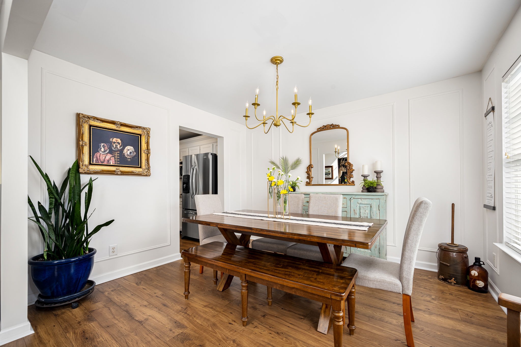 201 Nashua Court Murfreesboro, TN 37128 - Photo 13 of 79 a living room with furniture and a potted plant