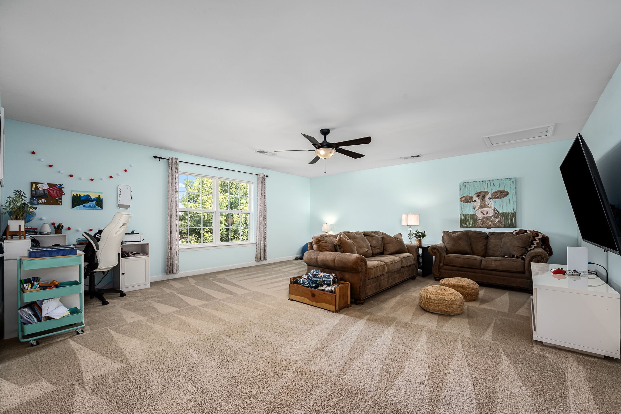 201 Nashua Court Murfreesboro, TN 37128 - Photo 41 of 79 a living room with furniture and a flat screen tv