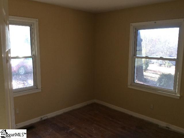 1256 Gravley Road Pickens, SC 29671 - Photo 7 of 9 Gallery Image 7