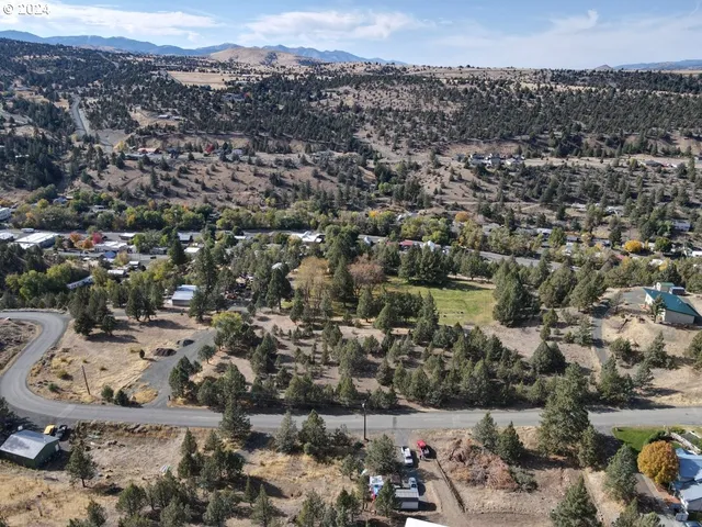 $99,500 | 4008 Patterson Drive, Canyon City, OR 97820