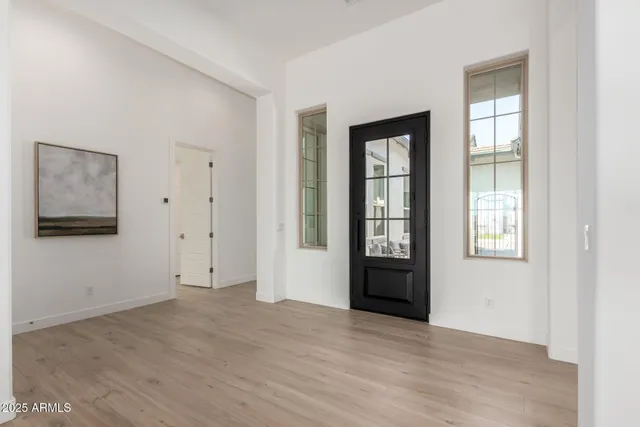 $1,099,950 | 5817 East Sanford Street, Mesa, AZ 85215