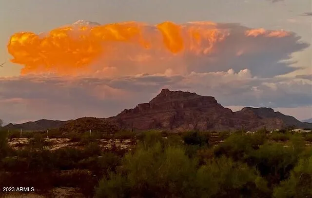 $1,099,950 | 5817 East Sanford Street, Mesa, AZ 85215