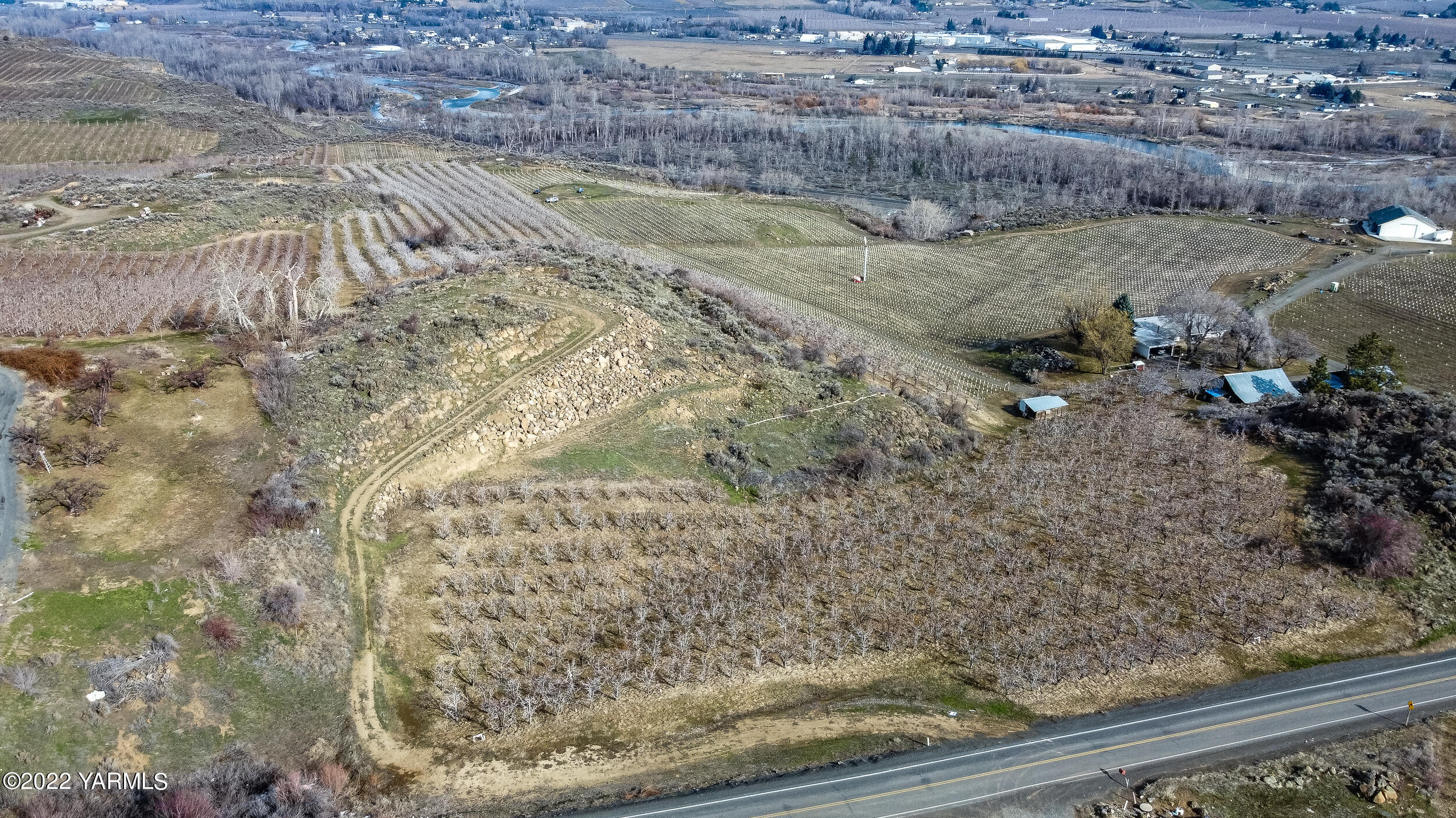 Nna Young Grade Road Yakima, WA 98908 - Photo 14 of 15 NnaYoungGrade_14